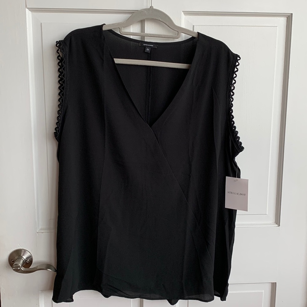 NWT Stella & Dot black sleeveless blouse 2x